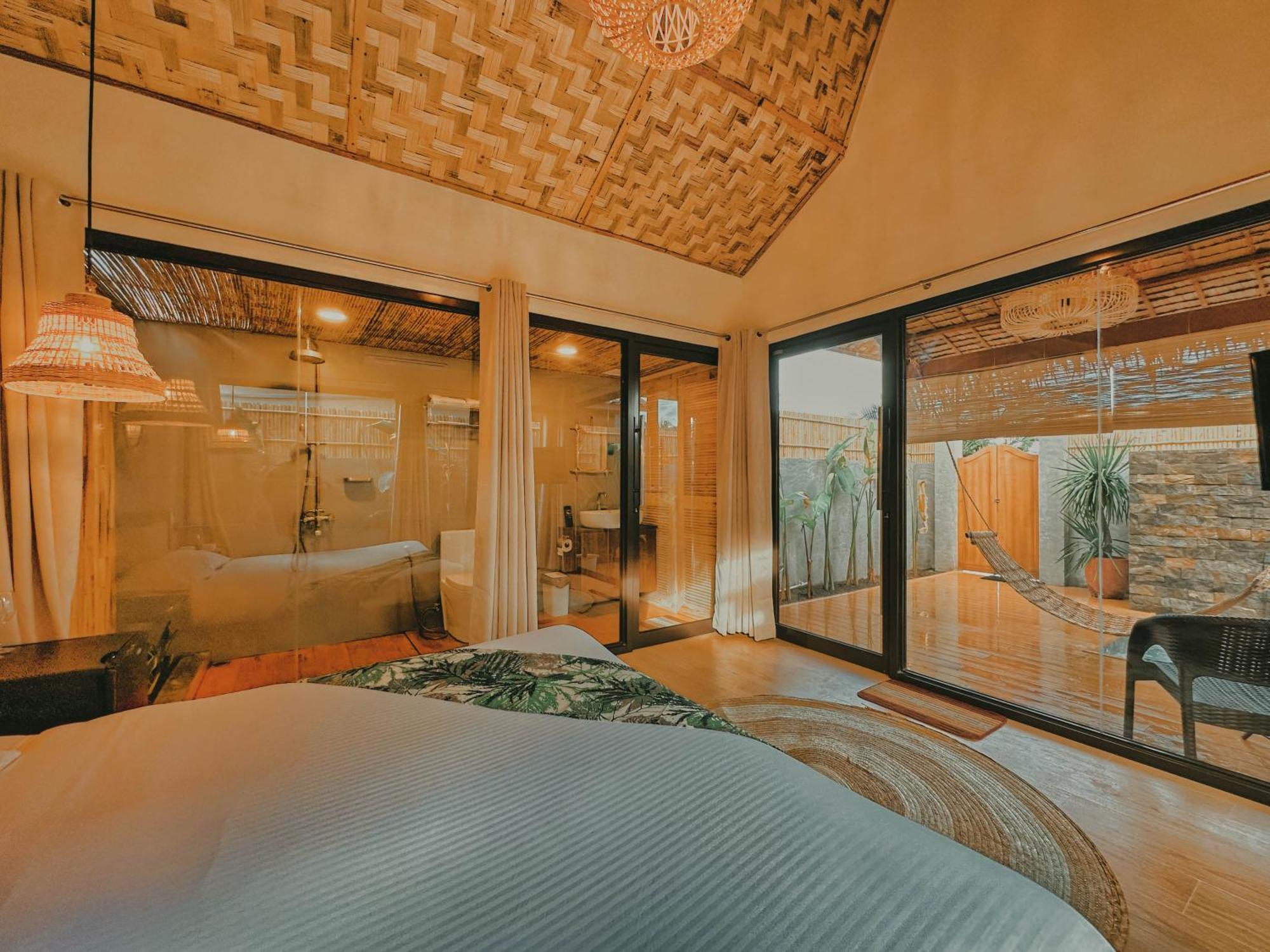 Reca Resort Official Porac Bilik gambar