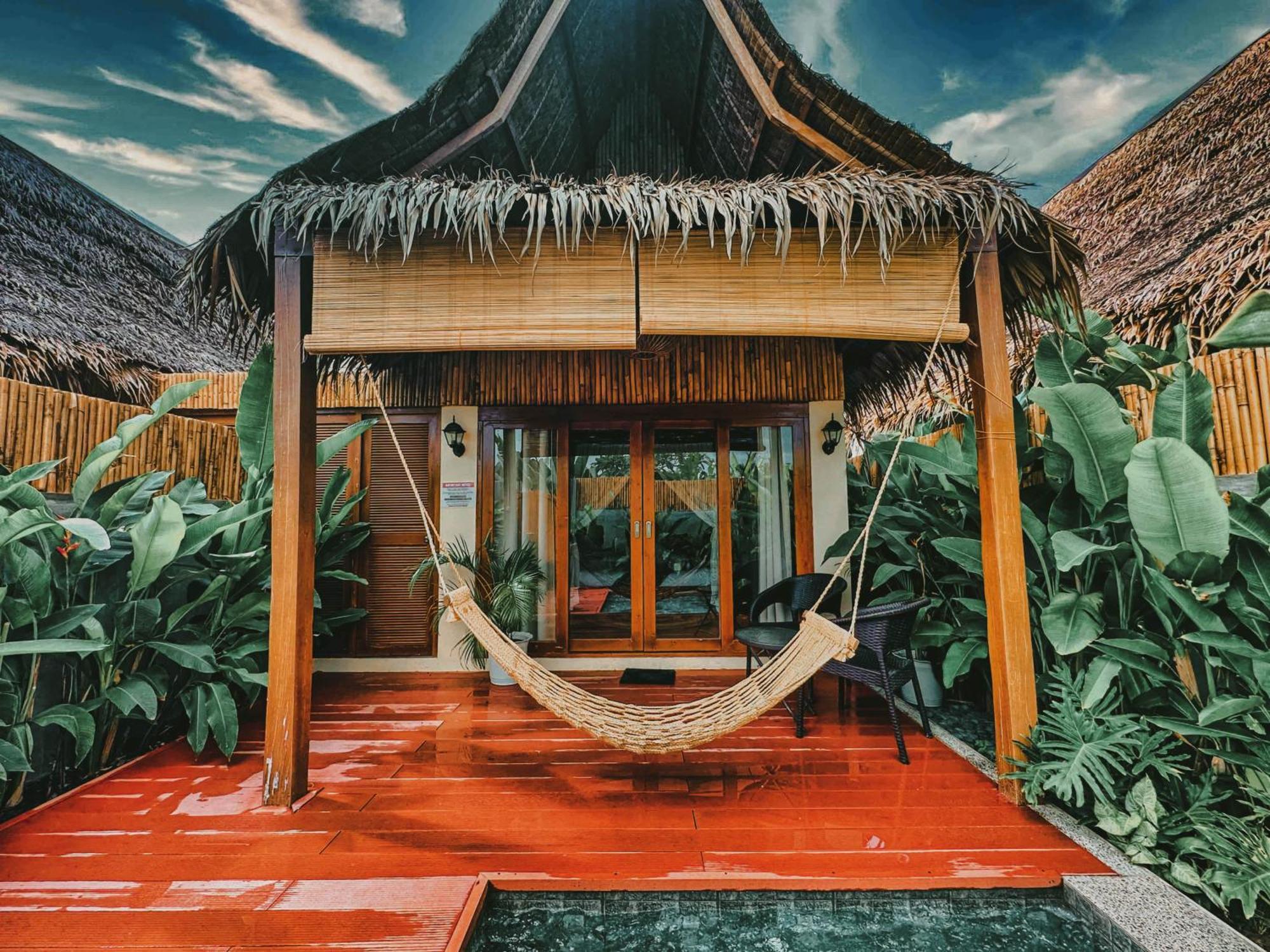 Reca Resort Official Porac Bilik gambar